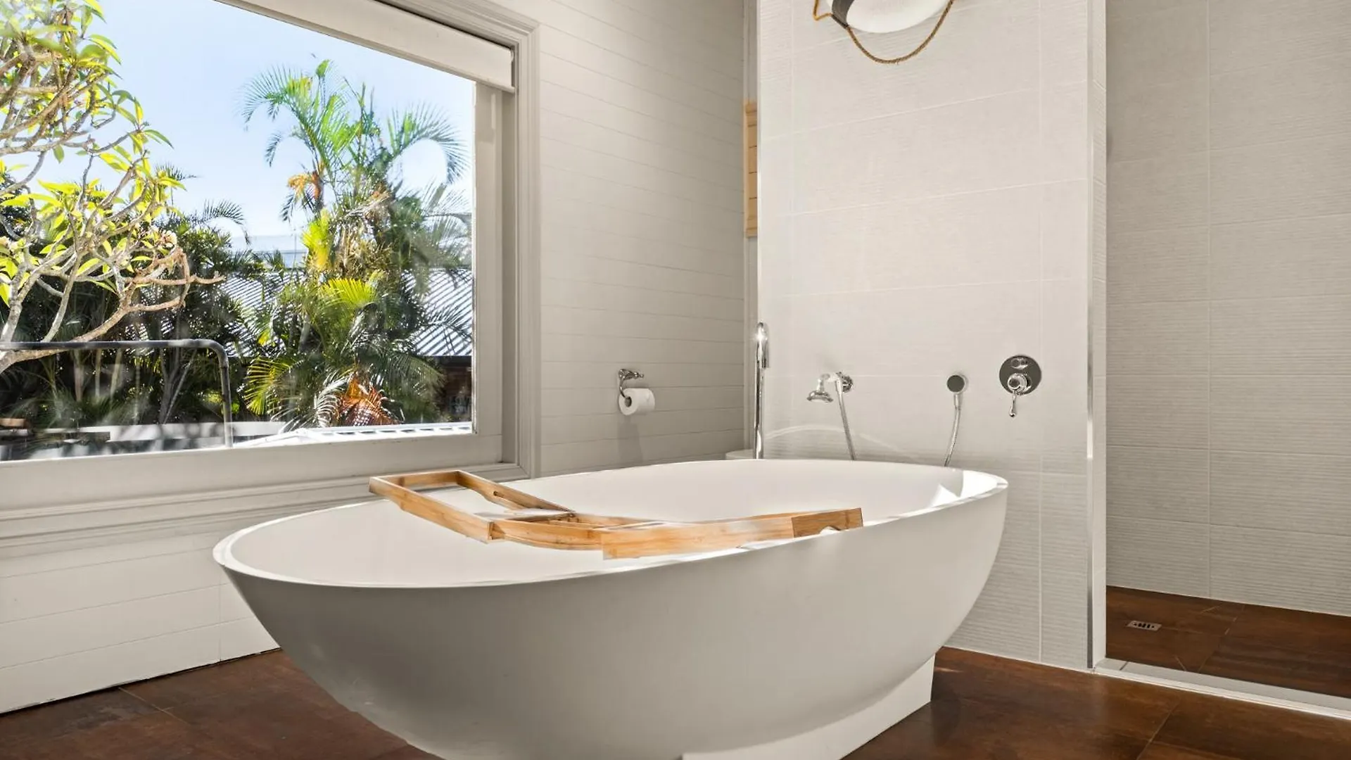 Bells Beach Bungalow Clontarf